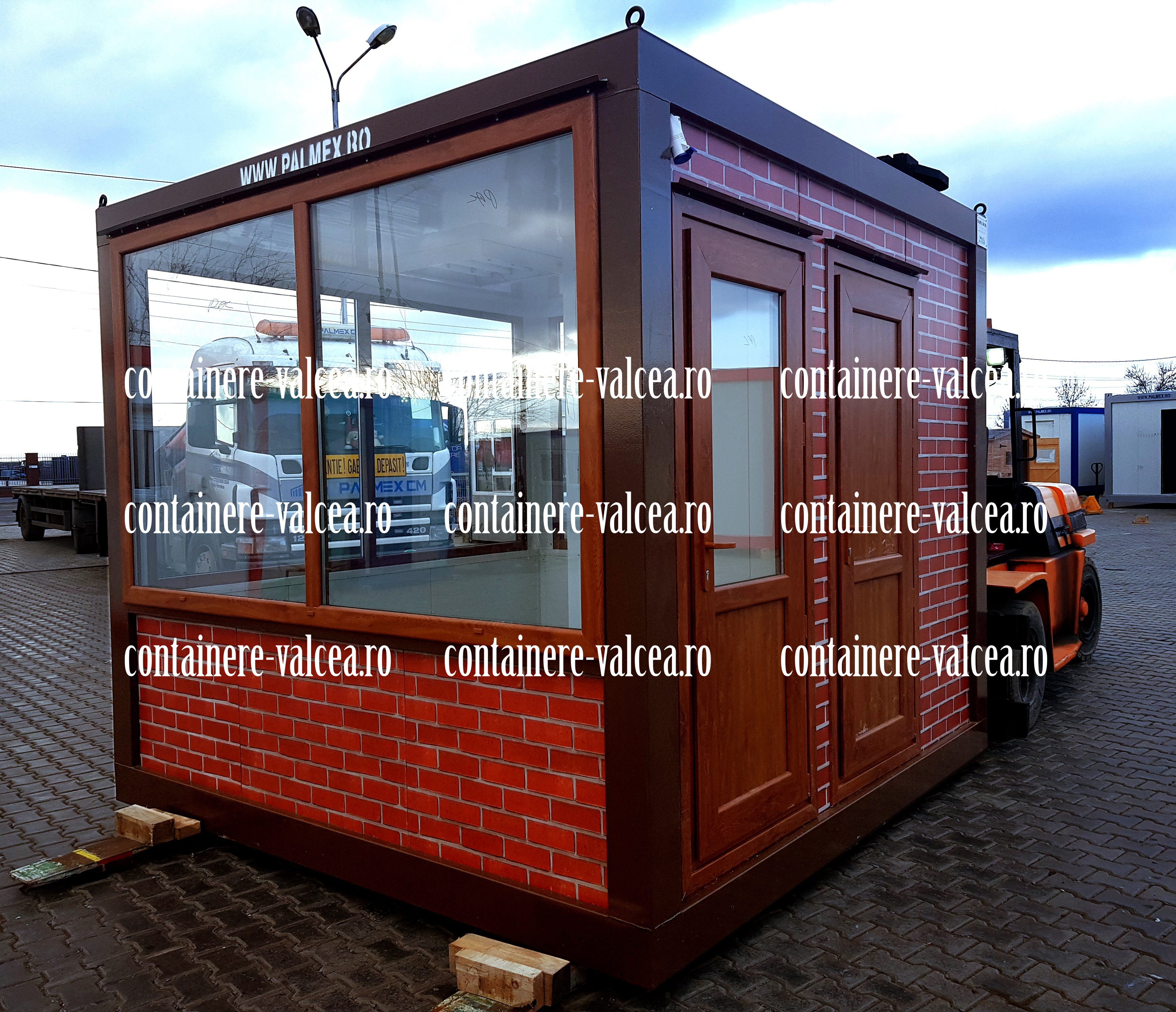 casa containere pret Valcea